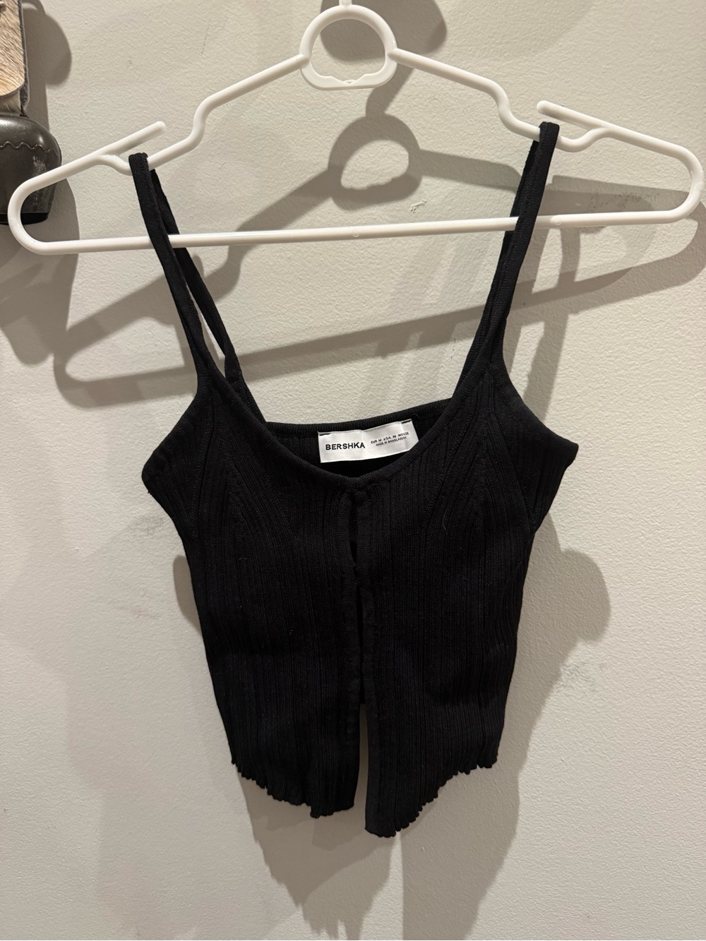 Bershka Black Ribbed Cropped Tank - Picture 2 of 4